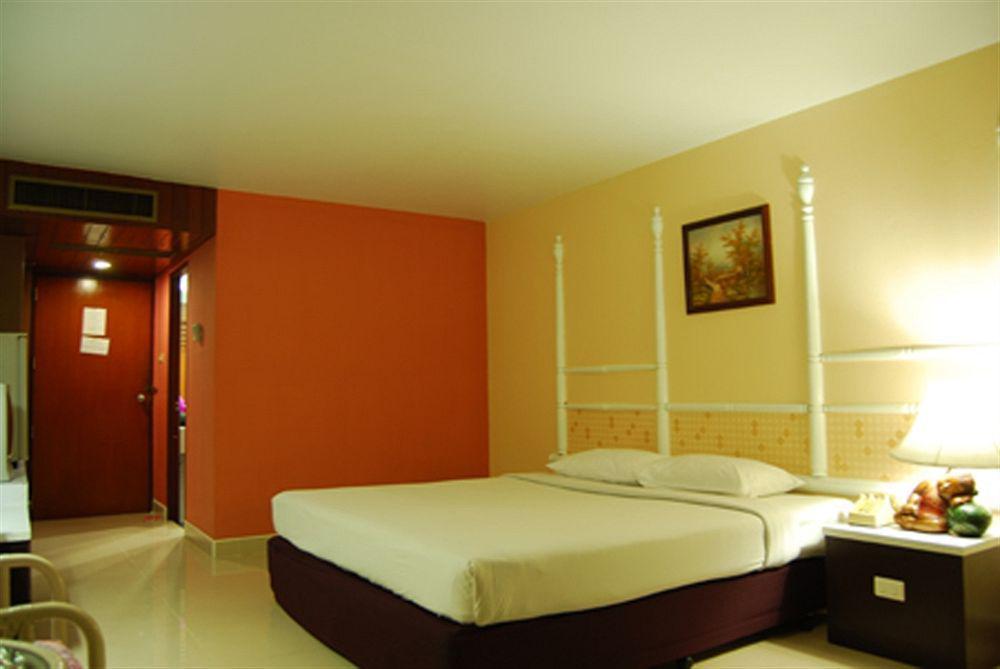 Welcome Plaza Hotel Pattaja Kültér fotó